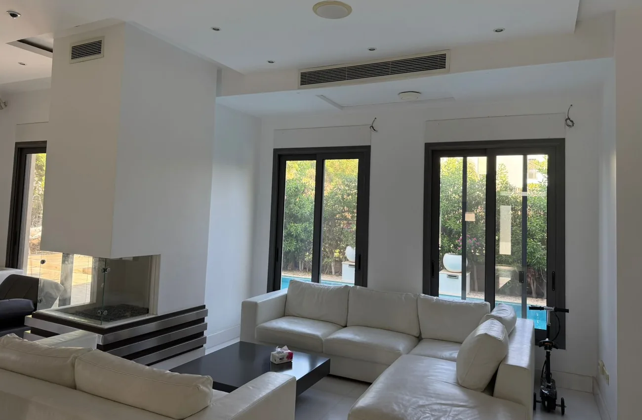 تاون هاوس للبيع في اليجريا - 220 م² - BE-R4300