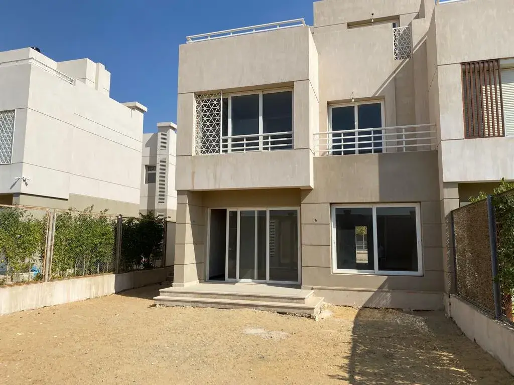 تاون هاوس للبيع في اتريو - 246 م² - BE-R3567