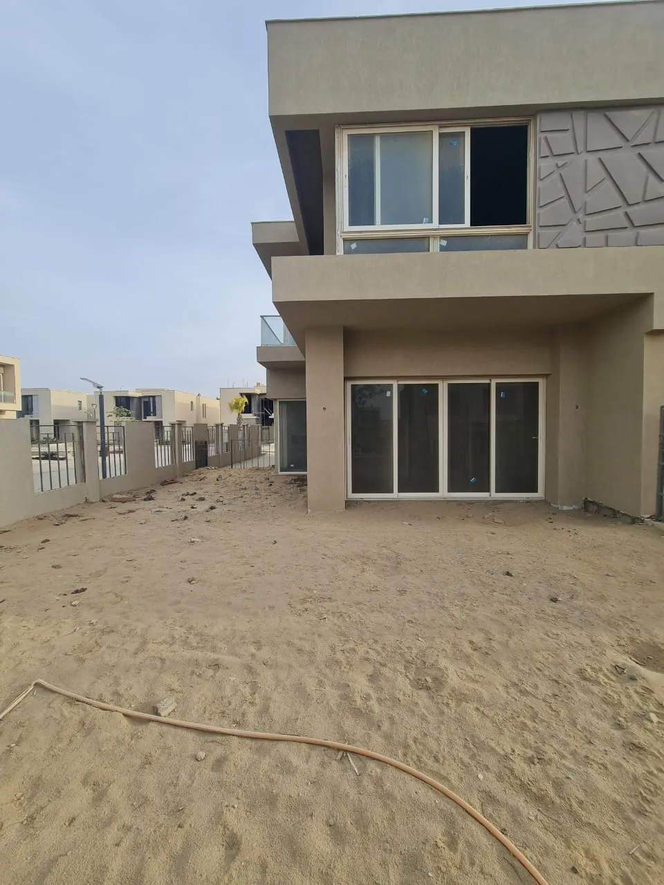 توين هاوس للبيع في بادية - 234 م² - BE-R3598