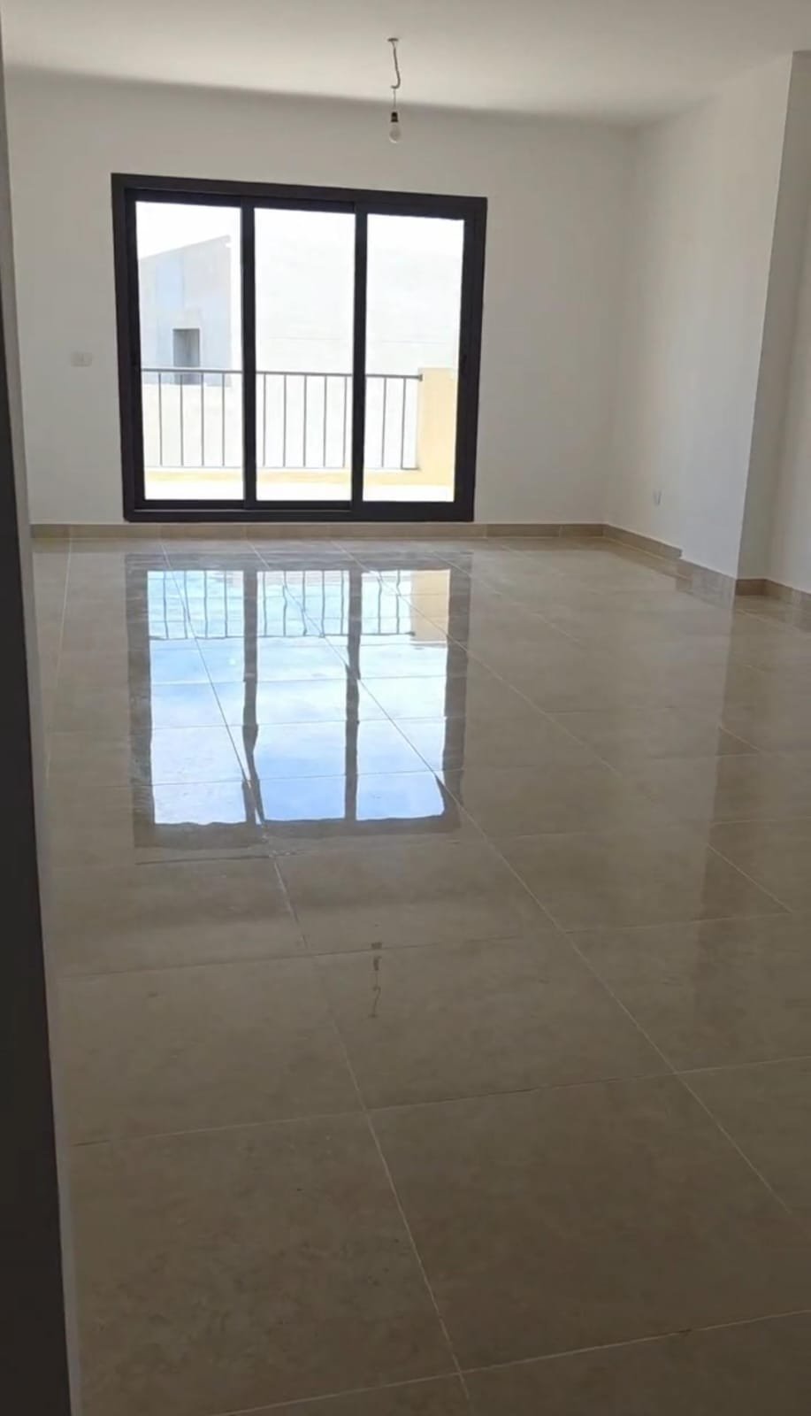 شقة للإيجار في فيفث سكوير - 155 م² - BE-N5955