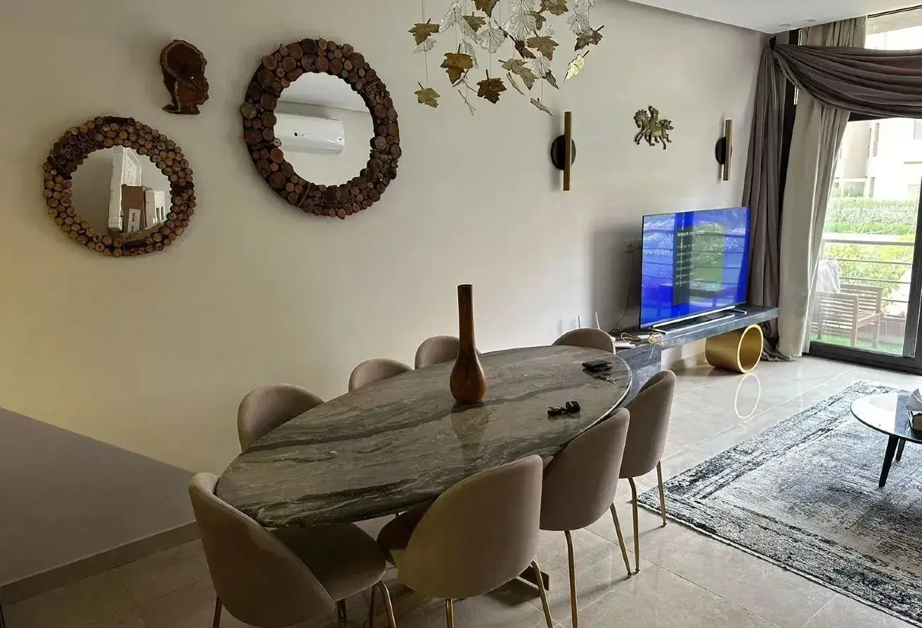 شقة للإيجار في فيفث سكوير - 172 م² - BE-N0981