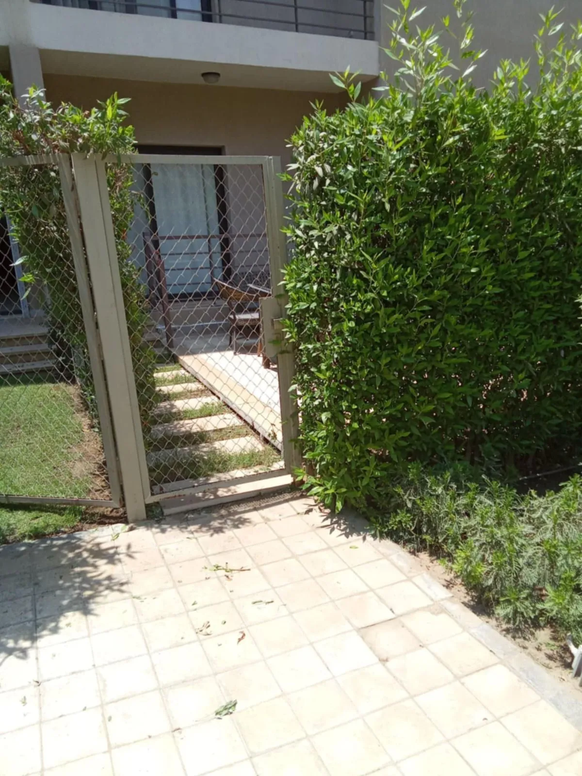 شقة للإيجار في فيفث سكوير - 179 م² - BE-N0982
