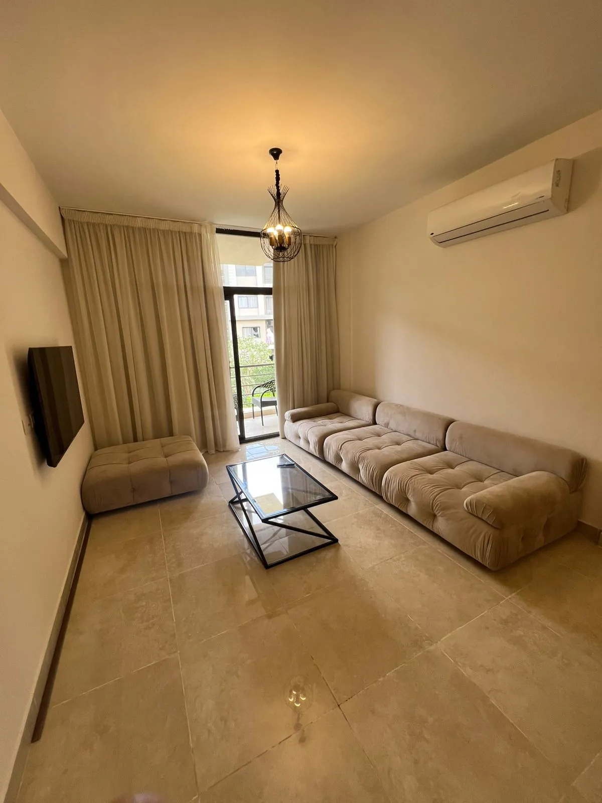 شقة للإيجار في فيفث سكوير - 150 م² - BE-N3817