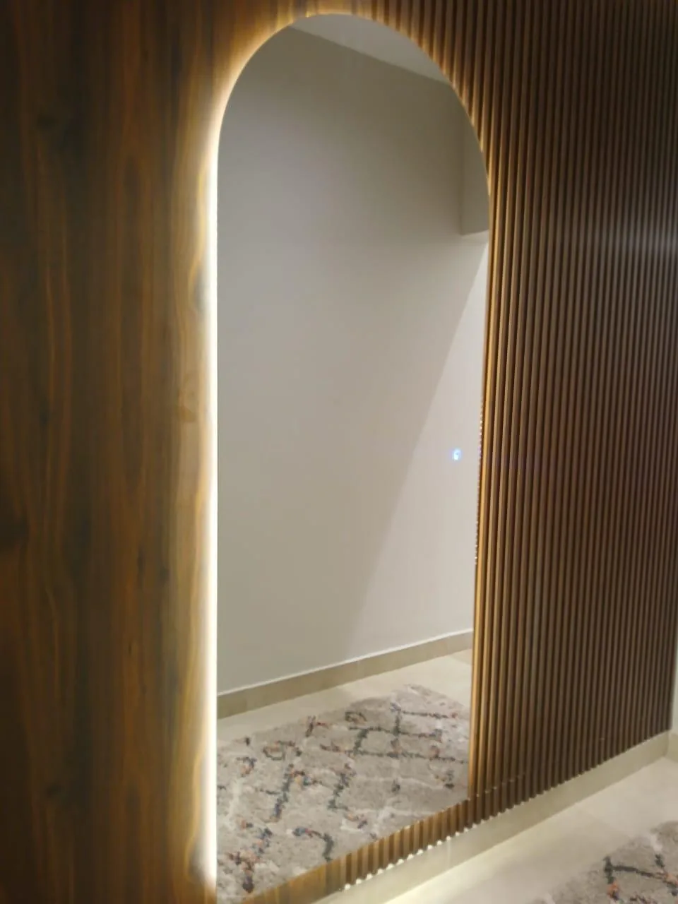 شقة للإيجار في فيفث سكوير - 180 م² - BE-N5602