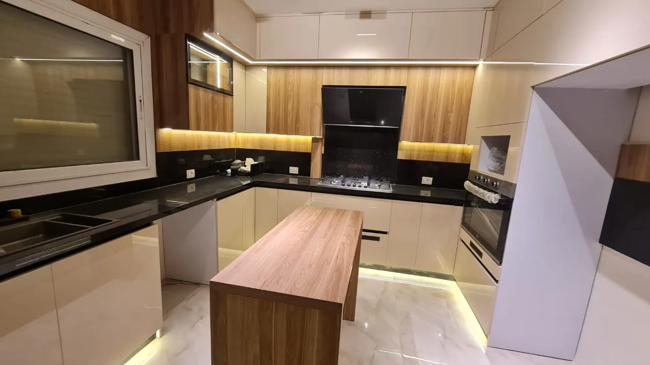 تاون هاوس للإيجار في هايد بارك القاهرة الجديدة - 290 م² - BE-N0555