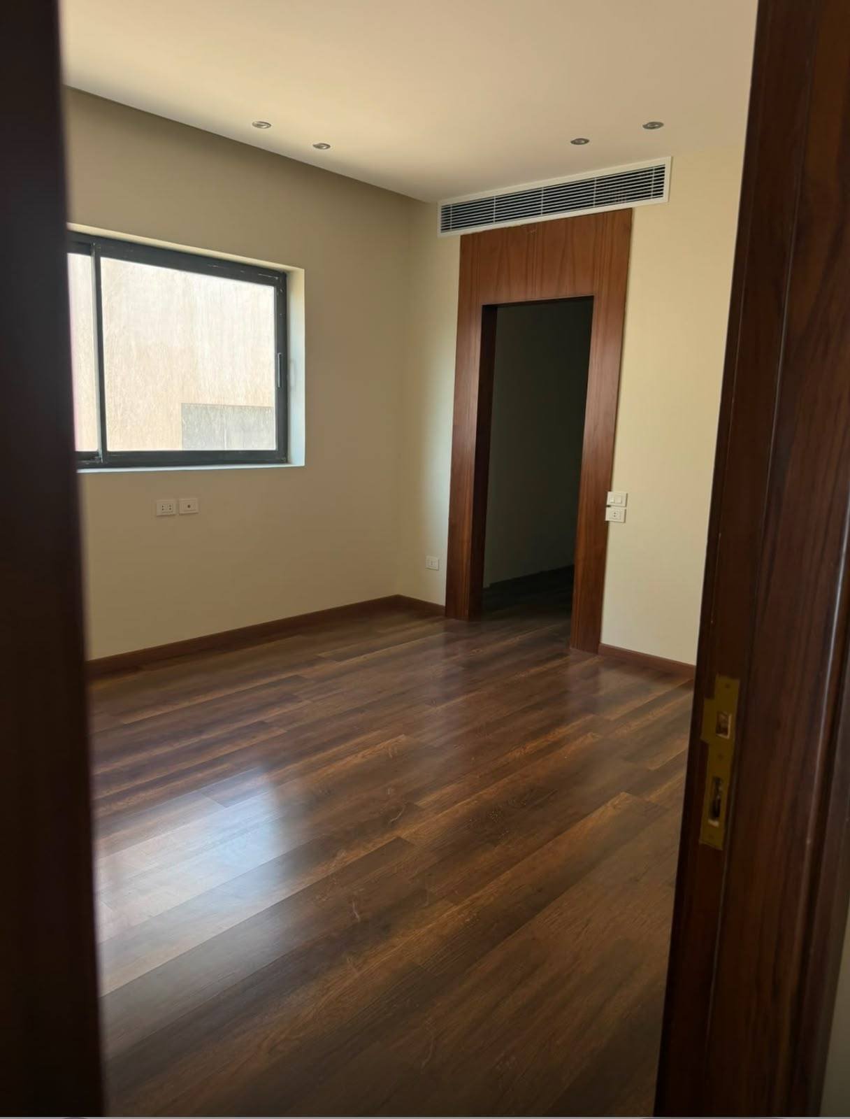 شقة للإيجار في ليك فيو ريزيدنس - 204 م² - BE-N9363