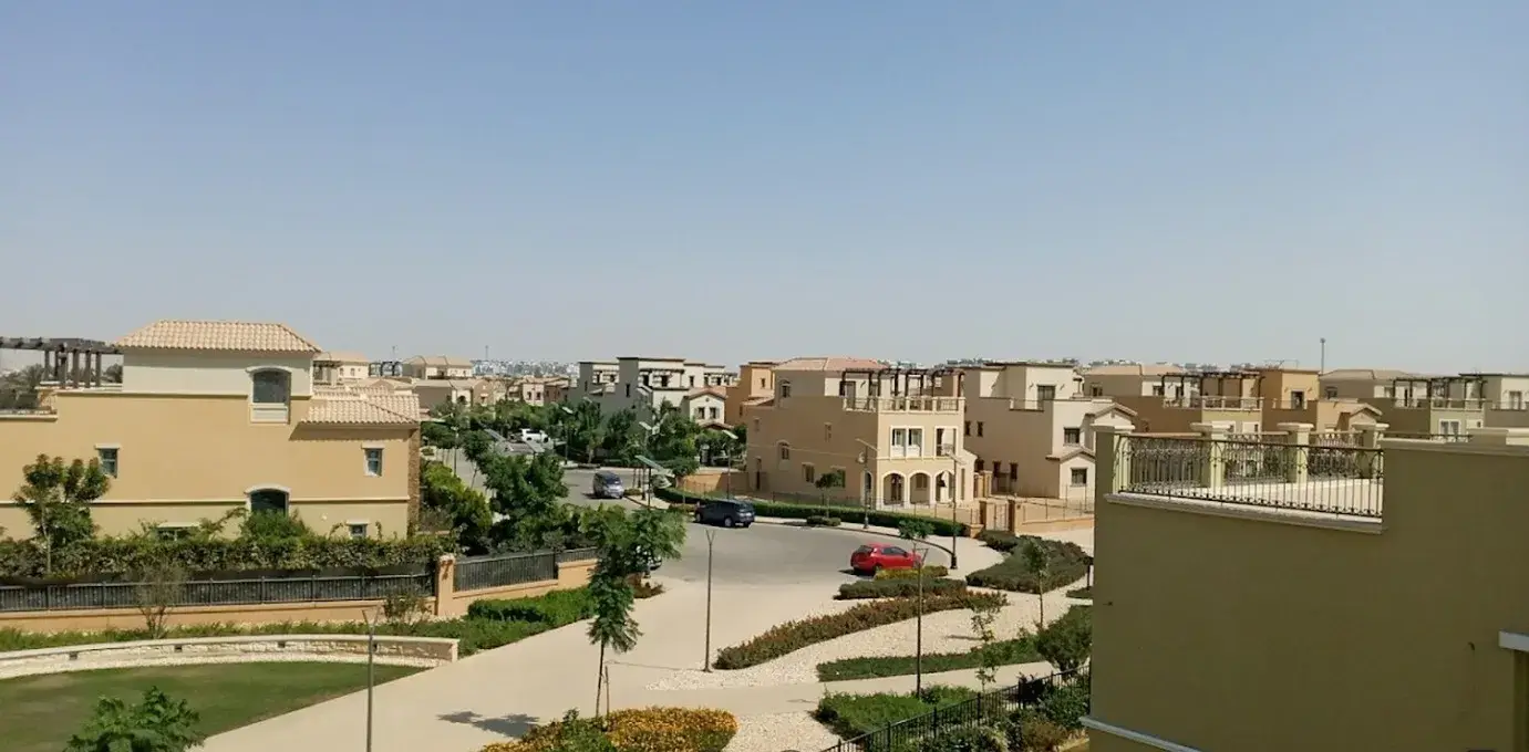 توين هاوس للإيجار في ميفيدا - 304 م² - BE-N0780
