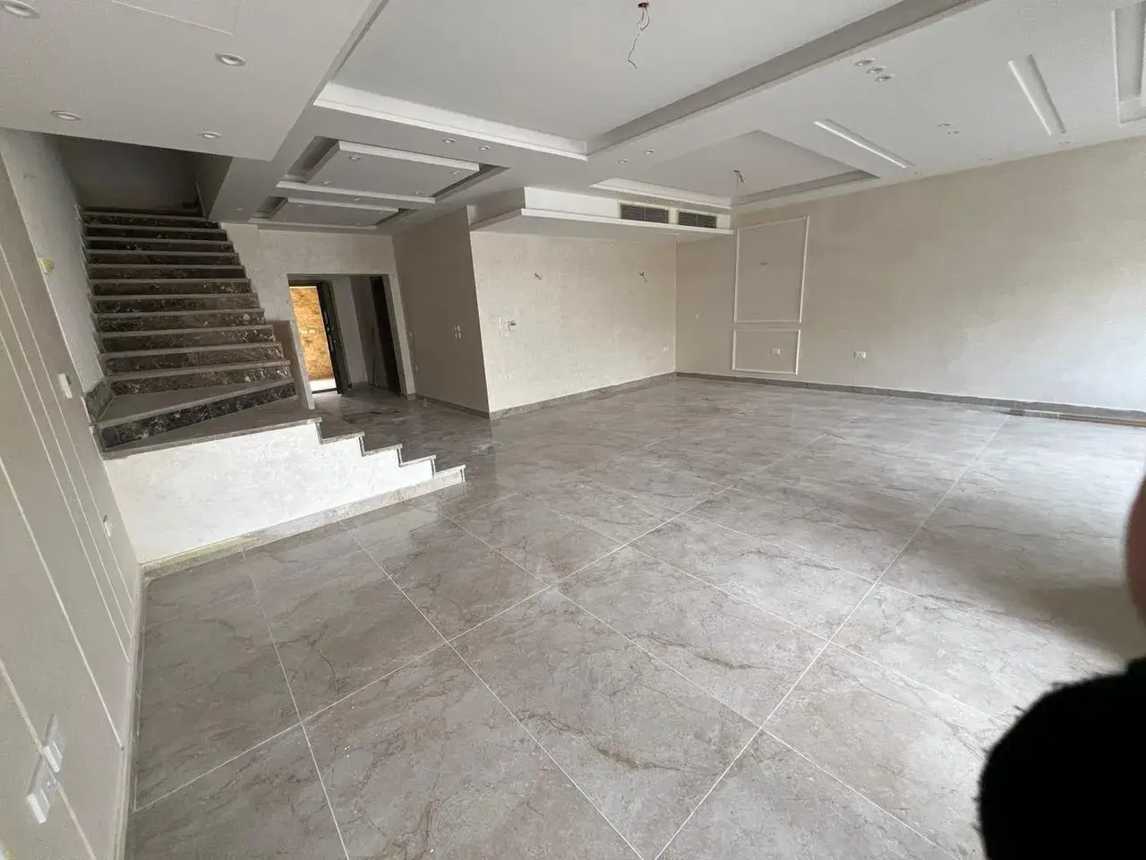 توين هاوس للإيجار في ميفيدا - 355 م² - BE-N3532