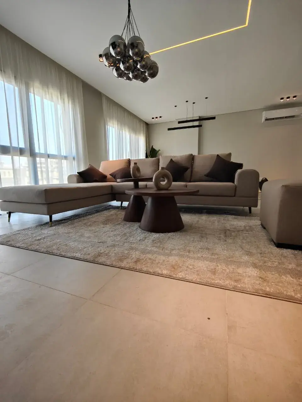 شقة للإيجار في فيليت - 188 م² - BE-N2501